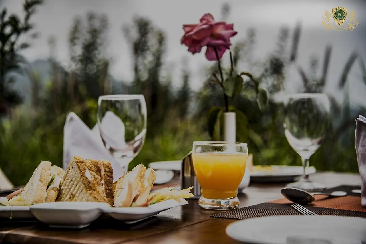 De Exotica Crest Hotel Shimla 3*,